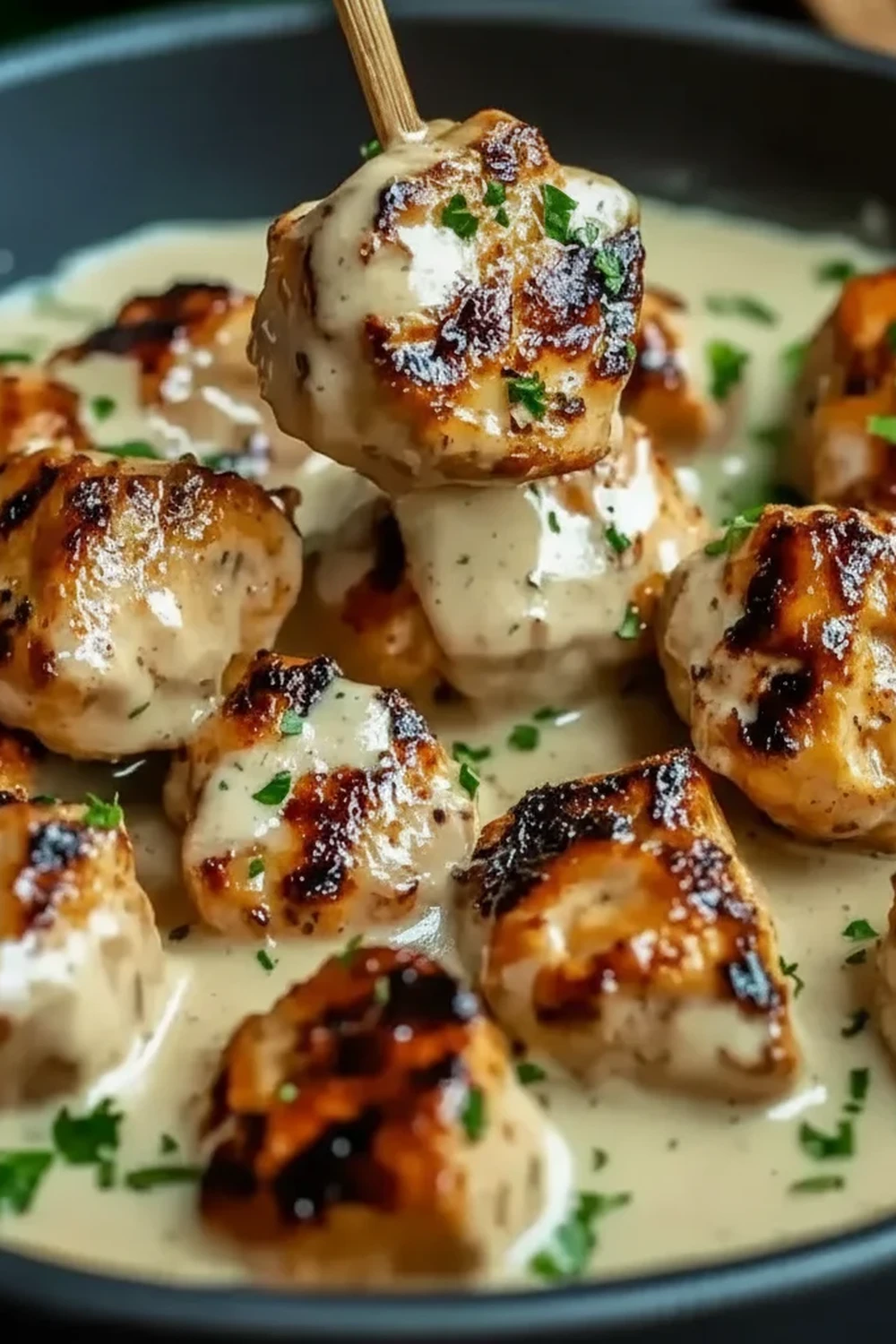 Creamy Garlic Sauce Chicken Bites
