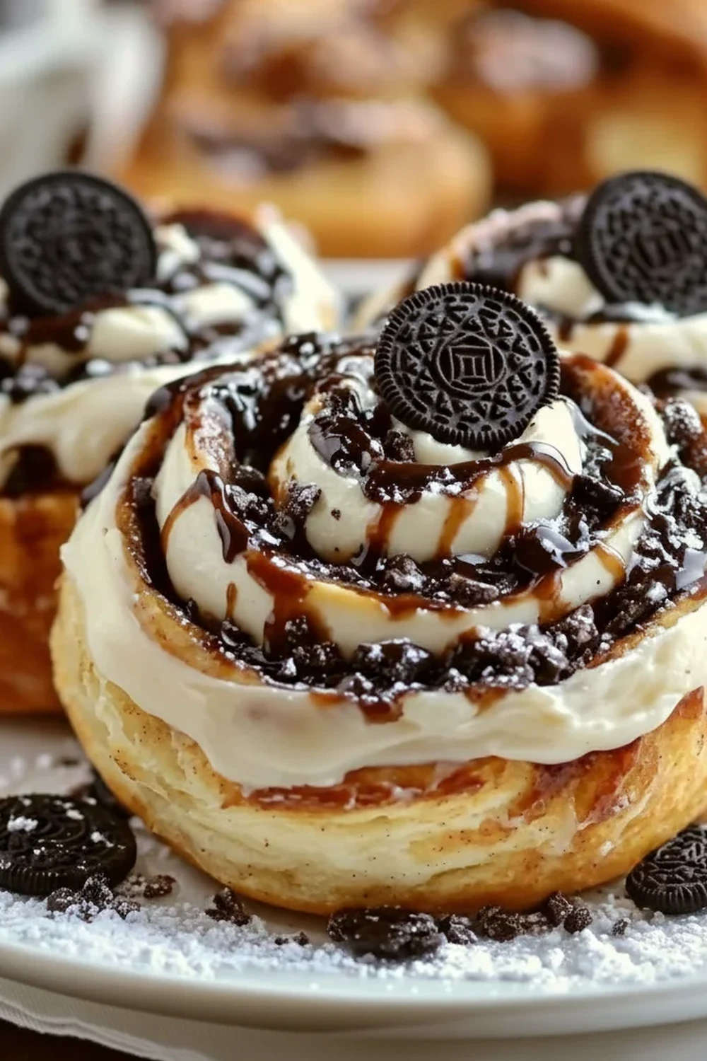 Oreo Cinnamon Rolls